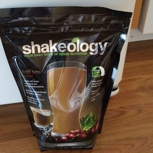 Shakeology ~Cafe' Latte~